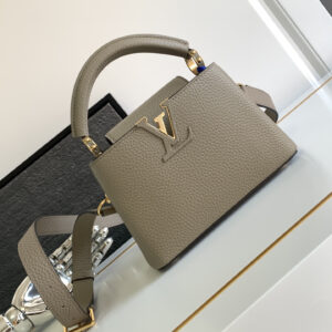 lv0962 Louis Vuitton M24 Bag with Dynamic Code
