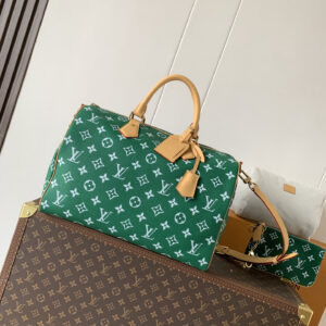 lv0975 Louis Vuitton M24420 M244 Top Handle Bag with Dynamic Code