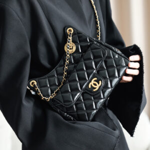 bag0209 Chanel Bag Black Gold Hardware