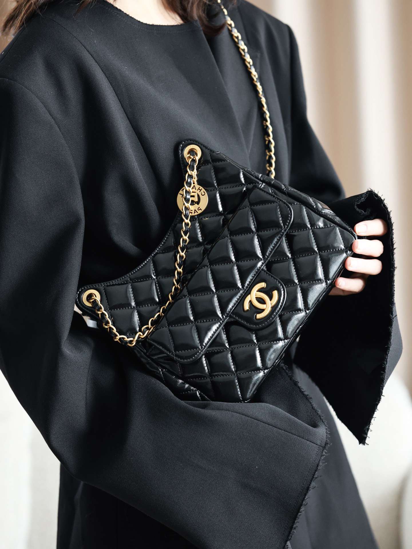 bag0209 Chanel Bag Black Gold Hardware