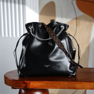 lv1091 Louis Vuitton OFF DUTY VIBE Bag Medium with Dynamic Code