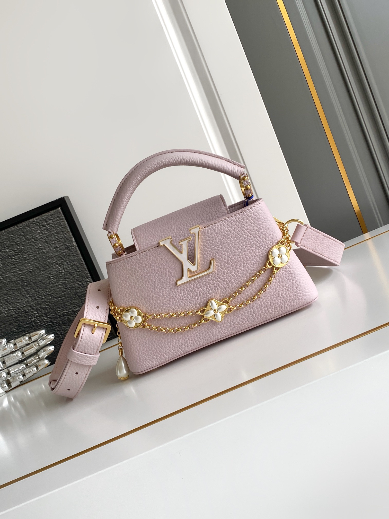 lv1098 Louis Vuitton M25476 Bag with Dynamic Code