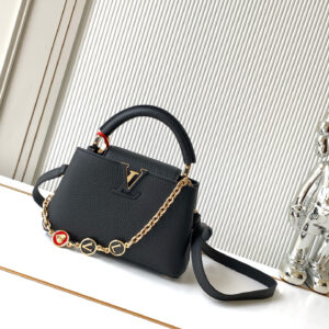 lv1113 Louis Vuitton Top Handle Bag with Dynamic Code
