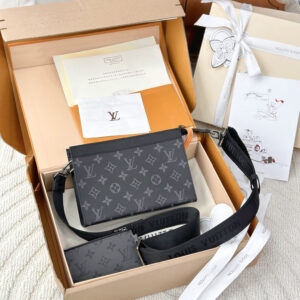 lv1163 Louis Vuitton M81124 Card Holder with Dynamic Code