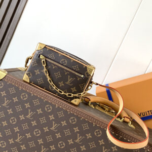 lv1247 Louis Vuitton M68906 Clutch Mini with Dynamic Code