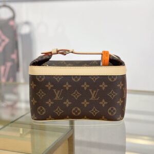 lv1253 Louis Vuitton CRUISER Bag with Dynamic Code