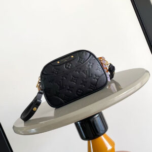 lv1320 Louis Vuitton M25518 M26509 TINY CAMERA Top Handle Bag