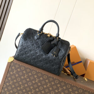 lv1377 Louis Vuitton M11323 M47186 Wallet with Dynamic Code