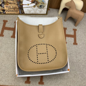 hm0441 Hermes Evelyne Shoulder Bag Gold Hardware
