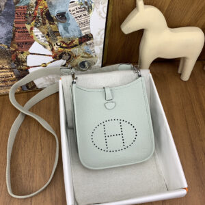hm0477 Hermes Evelyne Shoulder Bag Green Gray Silver Hardware