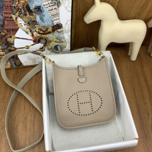 hm0489 Hermes Evelyne Shoulder Bag Trench Gray Gray Gold Hardware