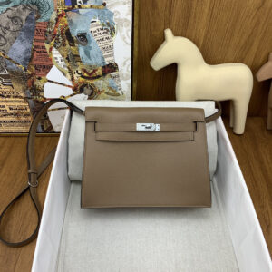 hm0511 Hermes Kelly Danse Shoulder Bag Beige Silver Hardware