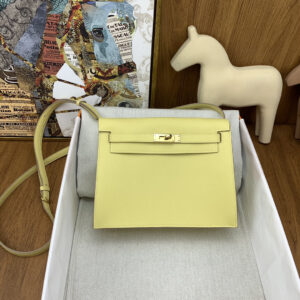 hm0523 Hermes Kelly Danse Shoulder Bag Yellow Gold Hardware