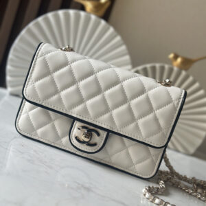 bag0307 Chanel Wallet White Gold Hardware