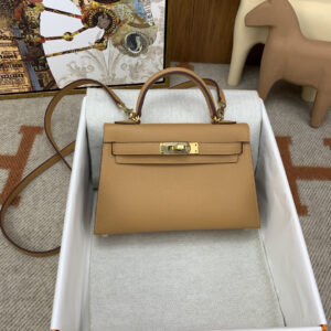 hm0862 Hermes Kelly Top Handle Bag Milk Tea Milk Tea Gold Hardware