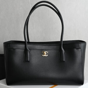 bag0342 Chanel Tote Small Black Gold Hardware