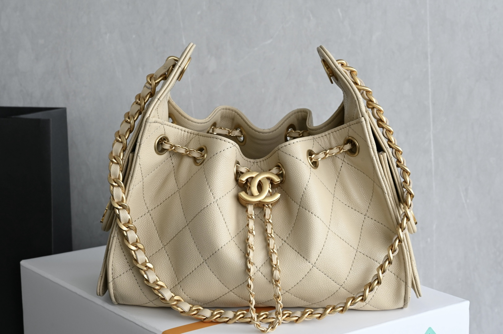 bag0355 Chanel Hobo Apricot Gold Hardware