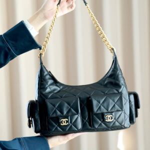 bag0418 Chanel Hobo Small Black