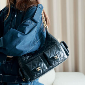 bag0424 Chanel Hobo Large Black