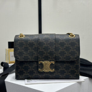 cel0016 Celine Triomphe Flap Bag