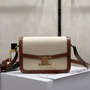 cel0017 Celine Triomphe Flap Bag
