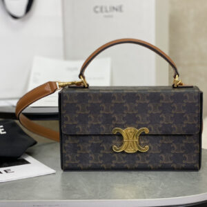 cel0108 Celine Triomphe Flap Bag