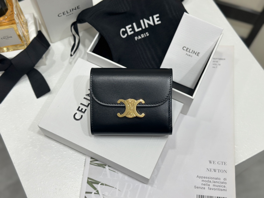 cel0148 Celine Triomphe Wallet Black Flap Bag