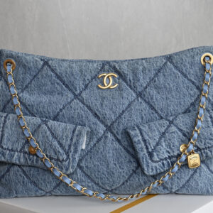 bag0455 Chanel Hobo Blue Gold Hardware