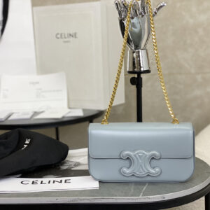 cel0238 Celine Triomphe Flap Bag