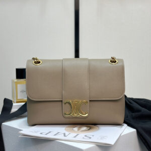 cel0331 Celine Triomphe Flap Bag