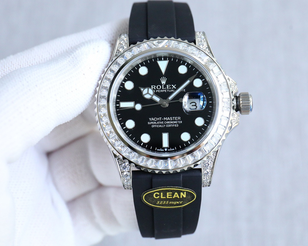 Classic Watch 42mm White / Gold - watch0174
