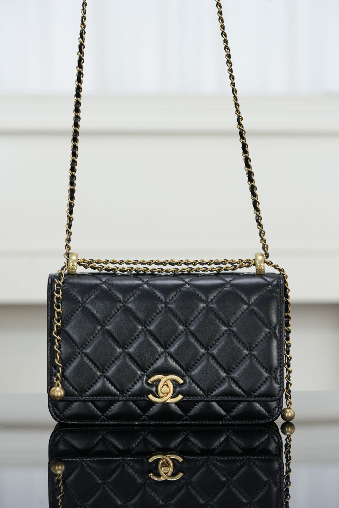 bag0499 Chanel Bag Black Gold Hardware