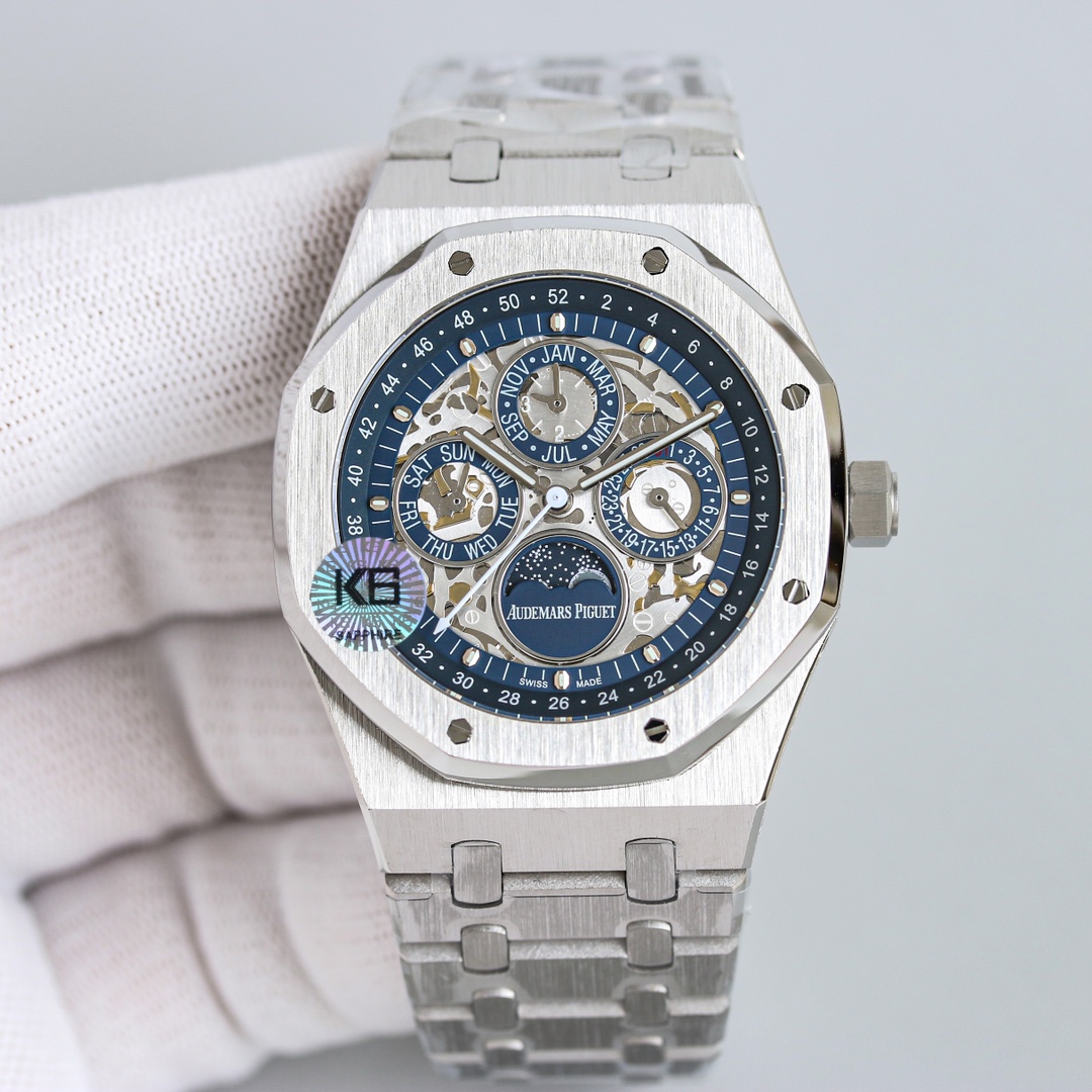 Audemars Piguet Royal Oak 41mm White / Silver - watch0318