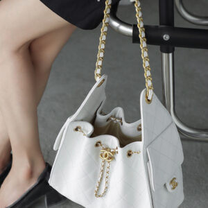 bag0511 Chanel 25 Bag Hobo White