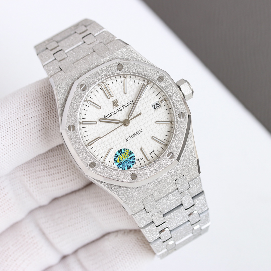 Audemars Piguet Royal Oak White / Gold - watch0401