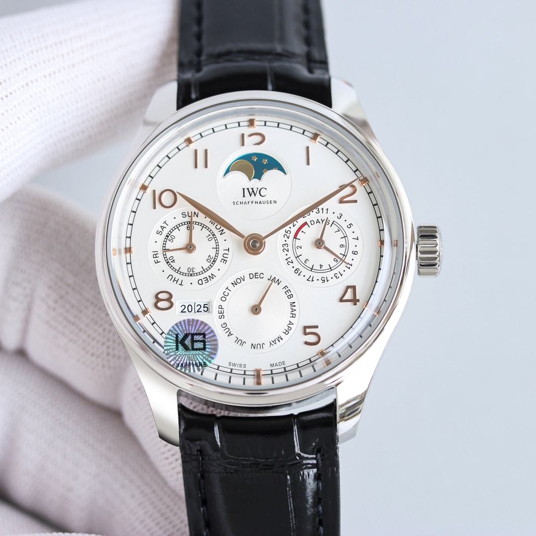 IWC Portugieser 42.2mm White / Rose Gold - watch0528
