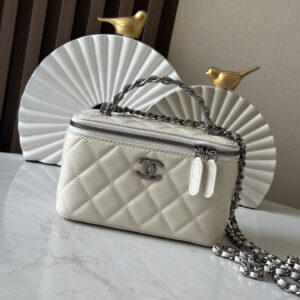 bag0532 Chanel Vanity White