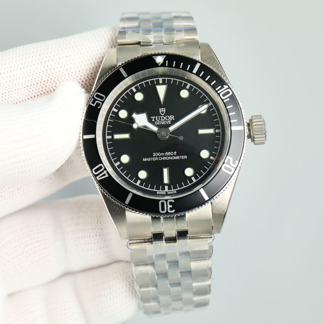 Rolex Submariner 41mm - watch0586
