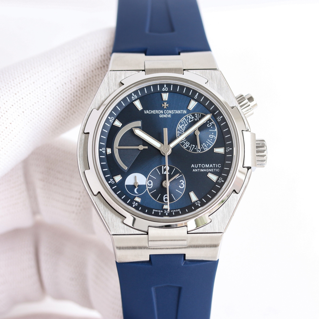 Vacheron Constantin Overseas 42mm White / Gold - watch0621