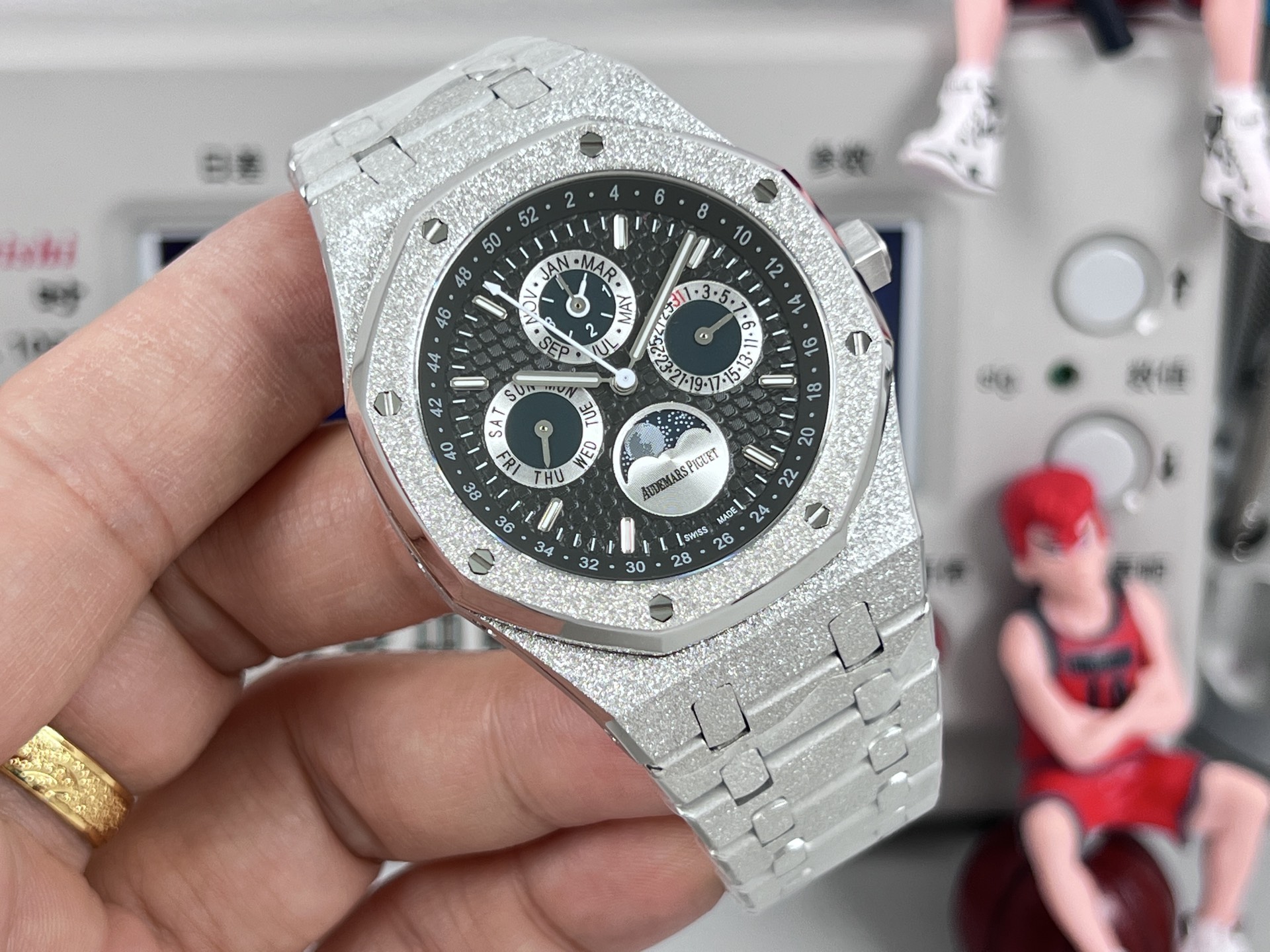 Audemars Piguet Royal Oak 41mm Rose Gold / Silver - watch0690