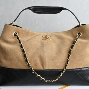 bag0557 Chanel Hobo Large Gold Hardware