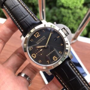 Classic Watch 44mm Silver - watch0847