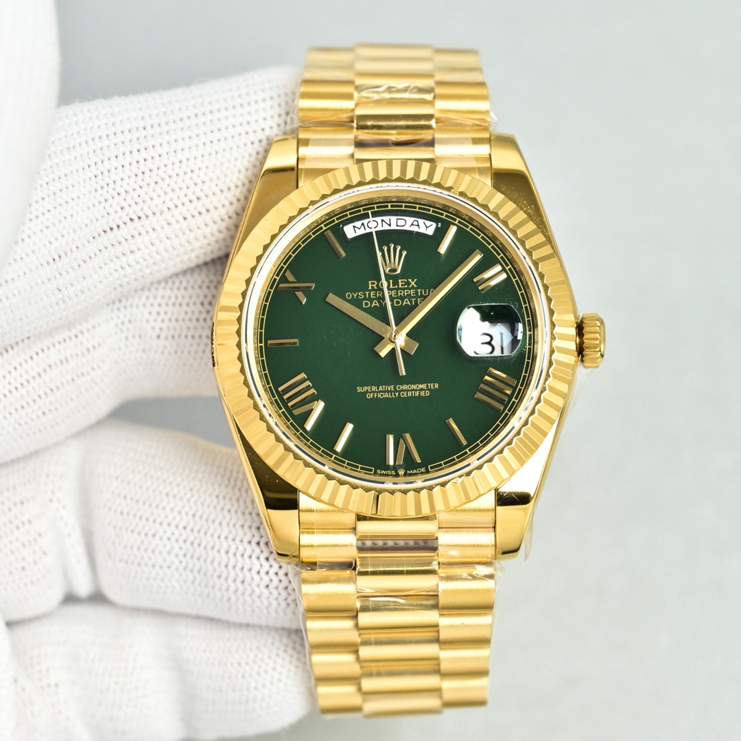Rolex Day-Date 40mm Gold / Rose Gold - watch0909
