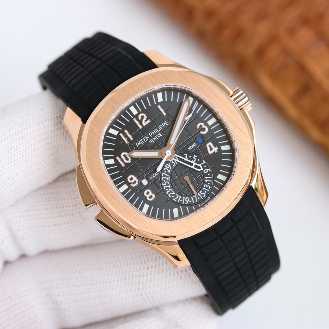 Patek Philippe Aquanaut 40.8mm Black / White - watch1096