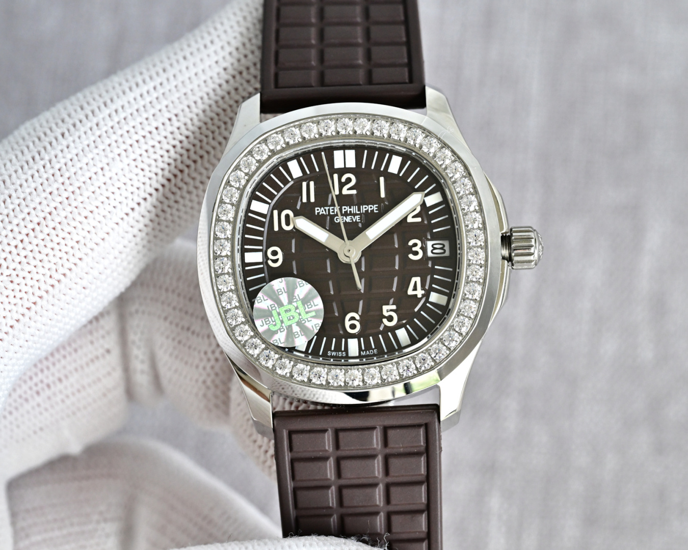 Patek Philippe Aquanaut 35.6mm White / Gold - watch1295