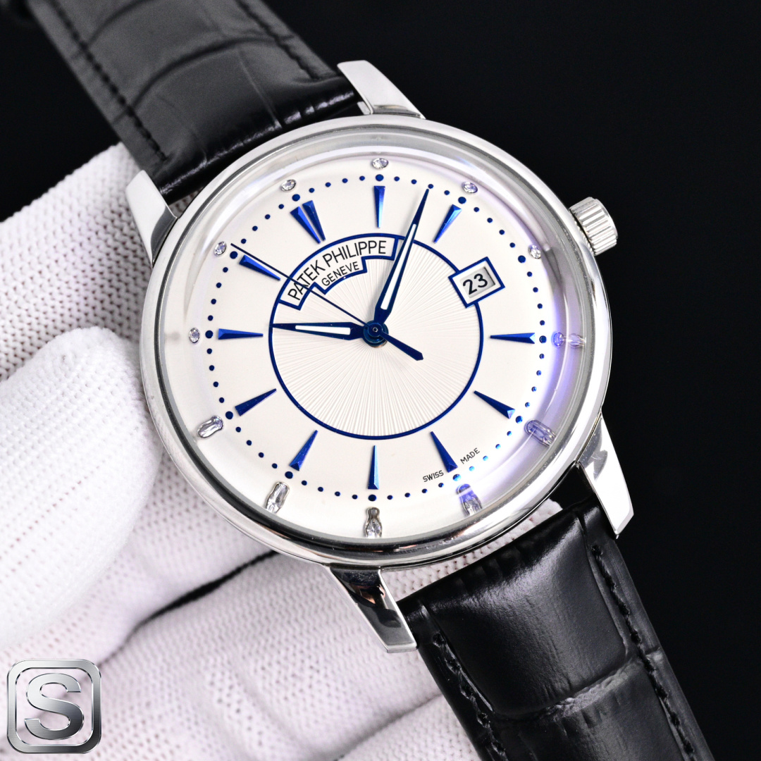 Classic Watch 42mm White / Gold - watch1297