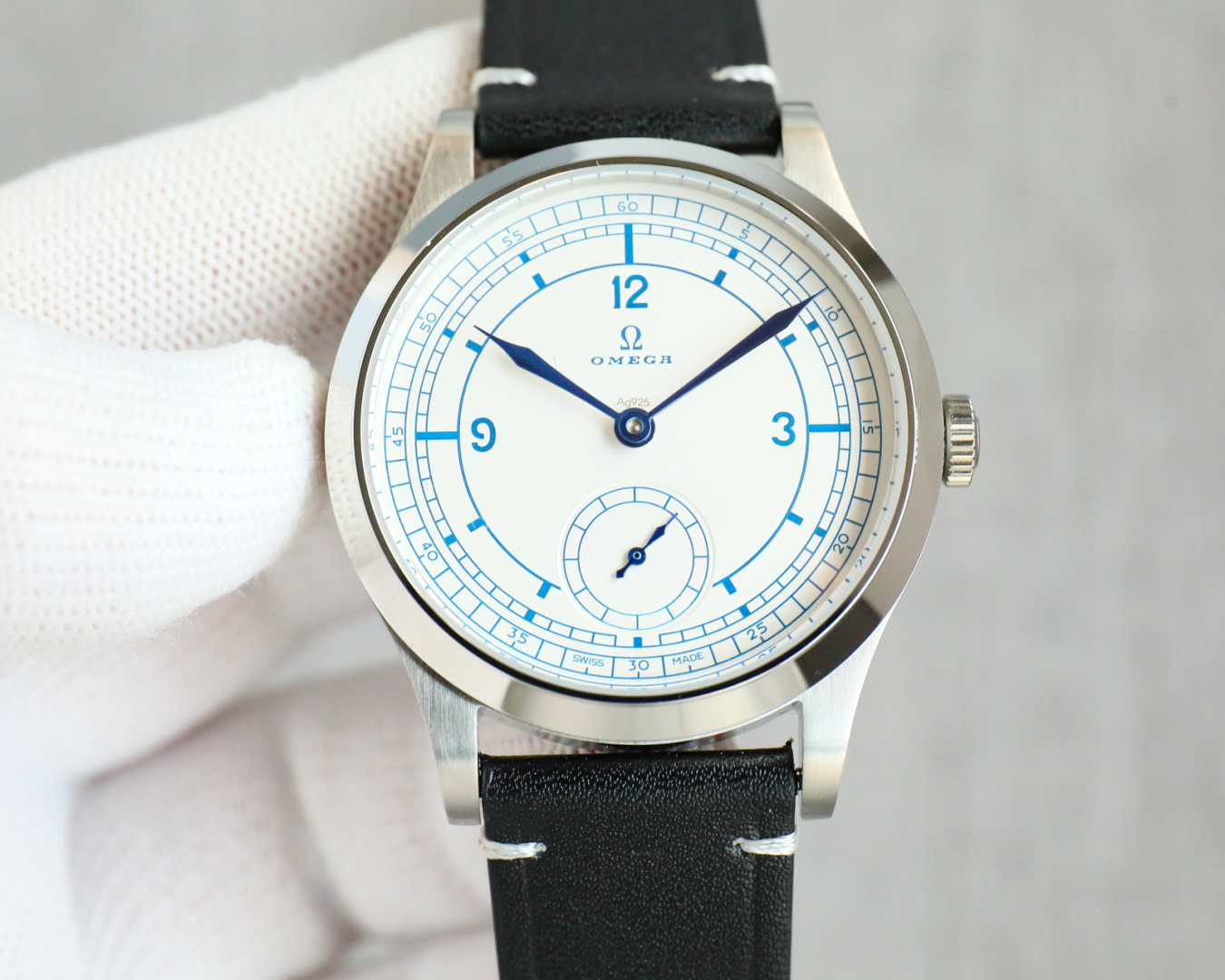 Classic Watch 39mm Gray - watch1445