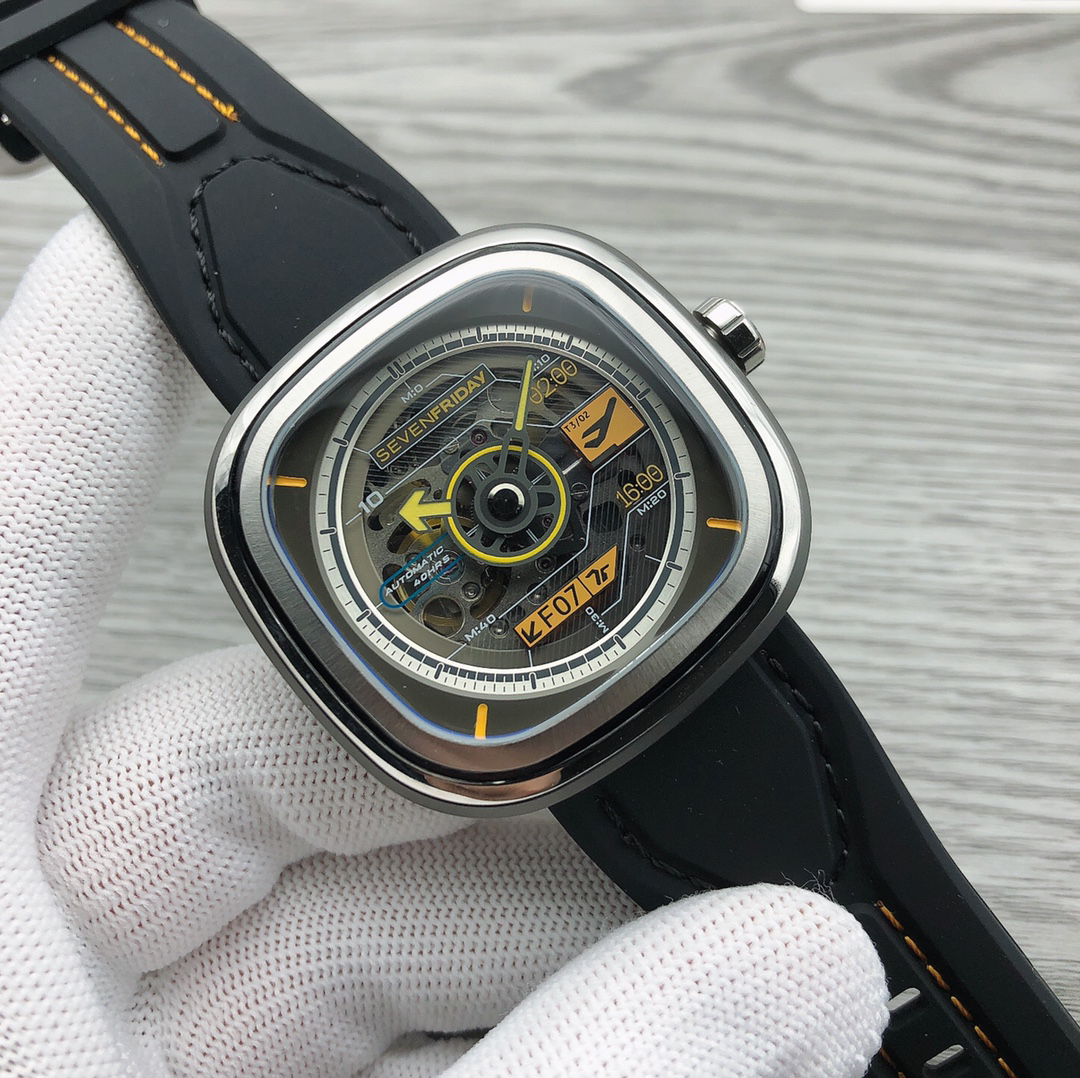 SevenFriday Watch - watch1465