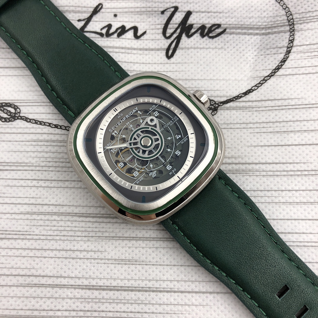 SevenFriday Watch 45mm White / Green - watch1469