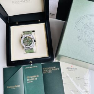 Audemars Piguet Royal Oak 42mm Silver - watch1573